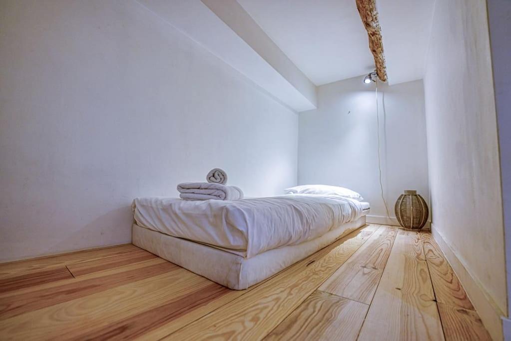 New - 1 Bed Apt Central Антіб Екстер'єр фото